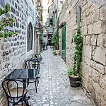 게스트하우스 Ana Old Town 트로기르