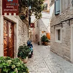 Ana Old Town 3*