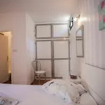 Ana Old Town 게스트하우스 트로기르