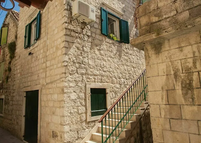 Casa de hóspedes Ana Old Town Trogir