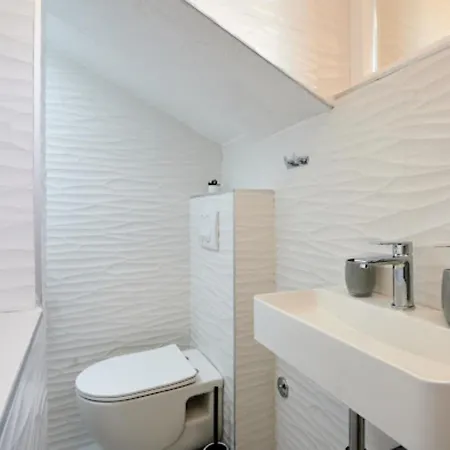 Ana Old Town Pensionat