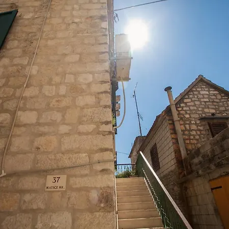 Ana Old Town Pensionat 3*