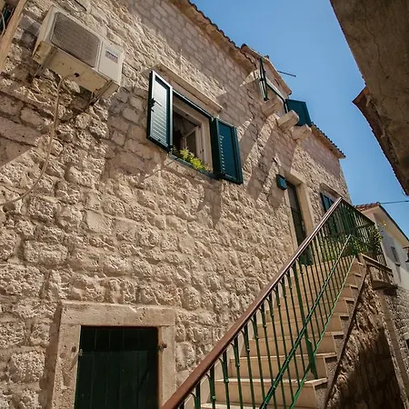 Ana Old Town Pensión Trogir