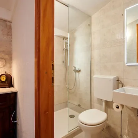 Vendégház Ana Old Town 3*