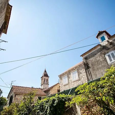 Ana Old Town