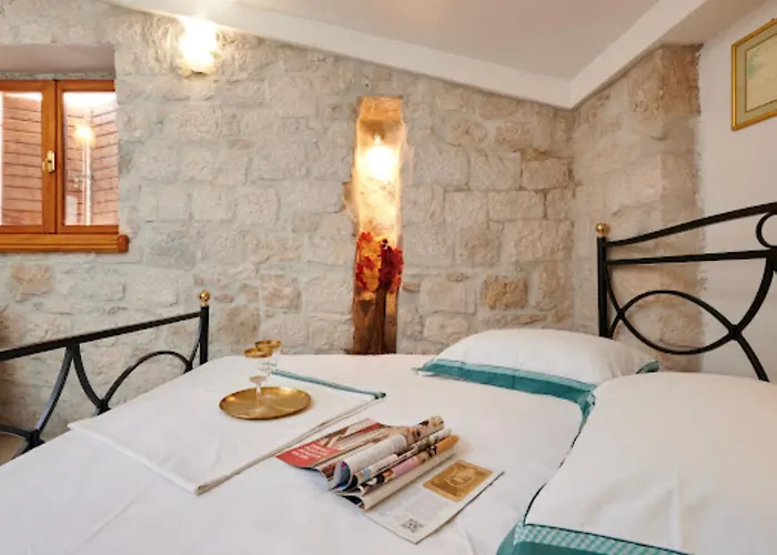 Penzion Ana Old Town 3*